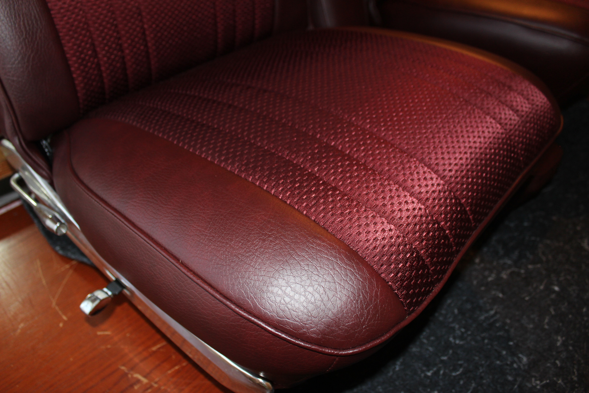 VG Regal Seat Skins - Image 3